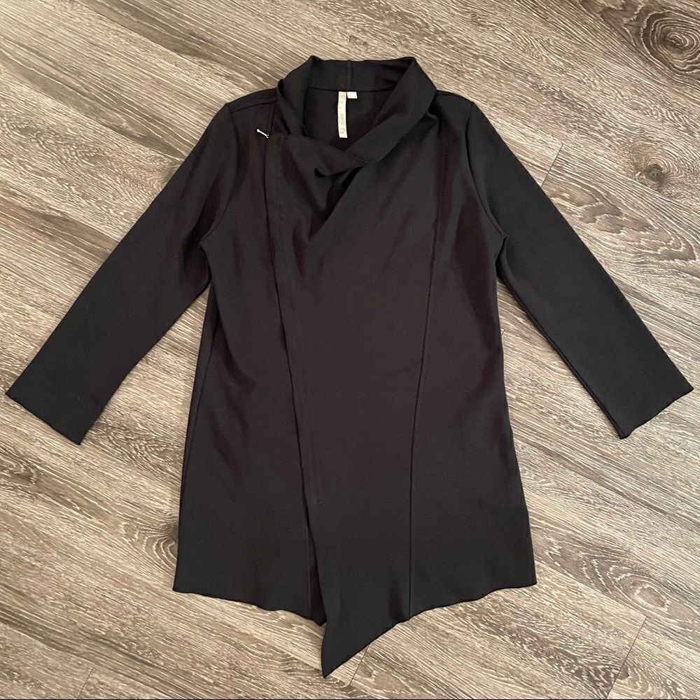 Comfy USA black draped zipper jacket sweater nwot